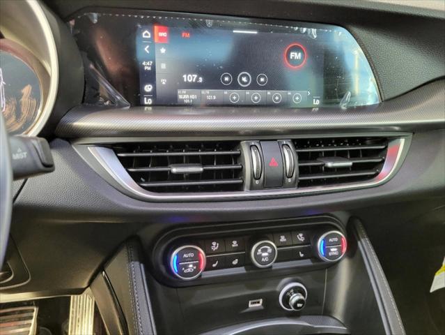 2025 Alfa Romeo Stelvio Sprint AWD
