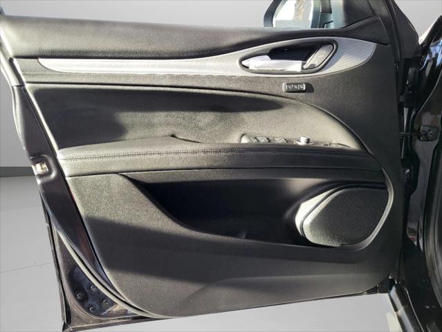 2025 Alfa Romeo Stelvio Sprint AWD