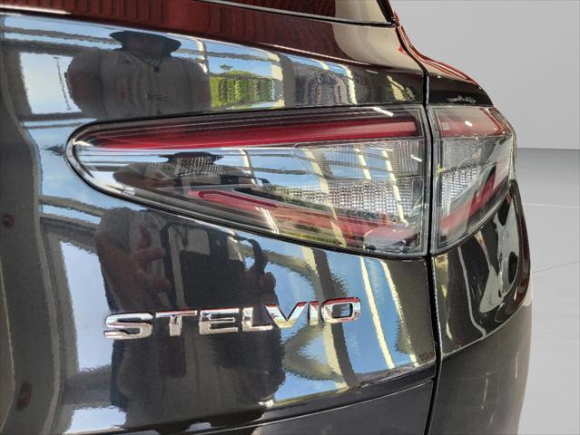 2025 Alfa Romeo Stelvio Sprint AWD