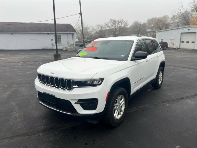 2023 Jeep Grand Cherokee Laredo 4x4