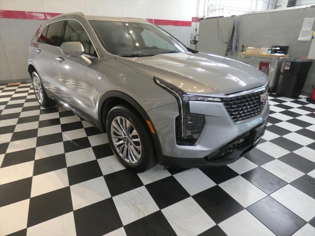 2024 Cadillac XT4 AWD Premium Luxury