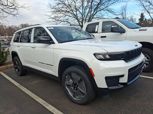 2025 Jeep Grand Cherokee GRAND CHEROKEE L ALTITUDE X 4X4