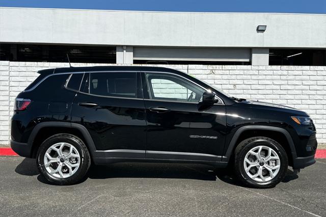 2025 Jeep Compass COMPASS SPORT 4X4
