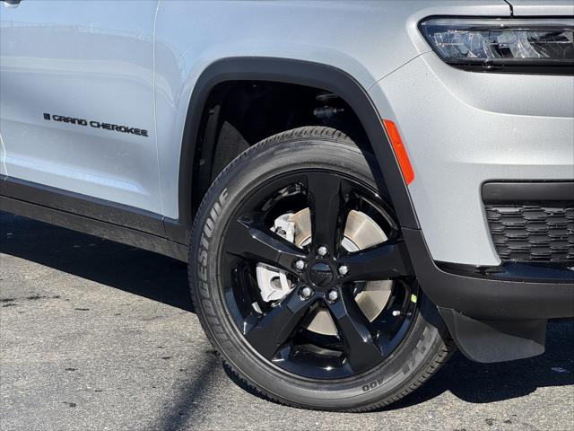 2025 Jeep Grand Cherokee GRAND CHEROKEE L ALTITUDE X 4X4