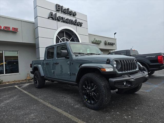 2025 Jeep Gladiator GLADIATOR NIGHTHAWK 4X4