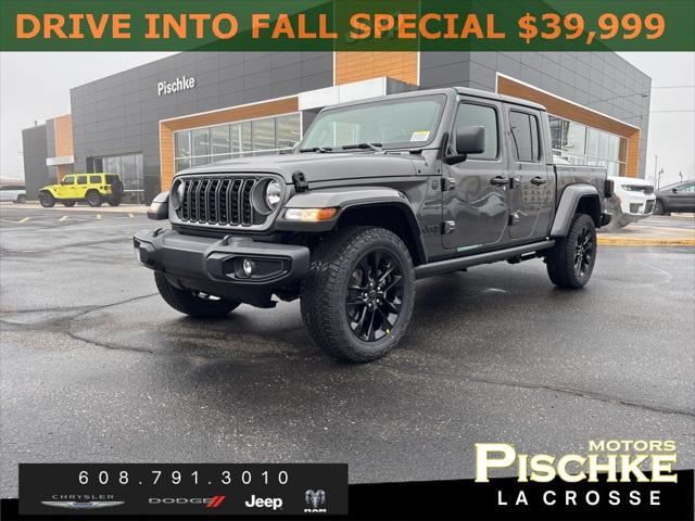 2025 Jeep Gladiator GLADIATOR NIGHTHAWK 4X4