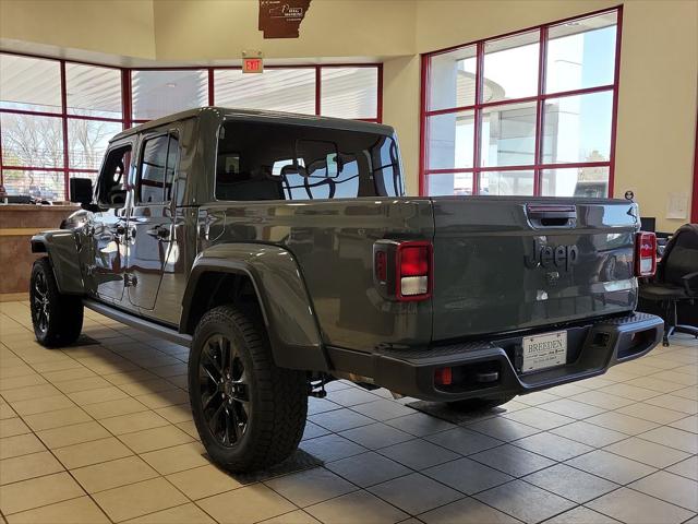 2025 Jeep Gladiator GLADIATOR NIGHTHAWK 4X4