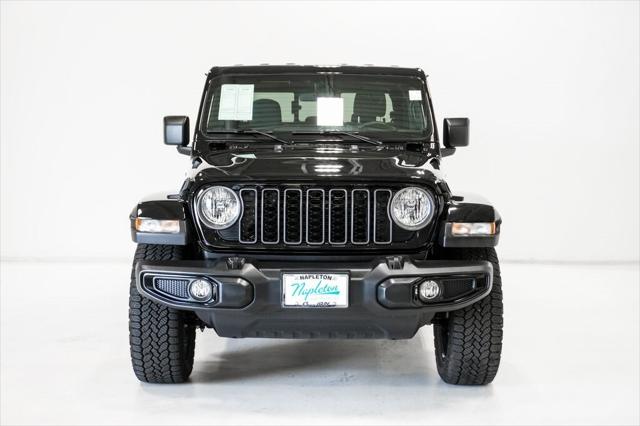 2025 Jeep Gladiator GLADIATOR NIGHTHAWK 4X4