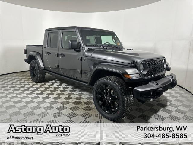 2025 Jeep Gladiator GLADIATOR NIGHTHAWK 4X4