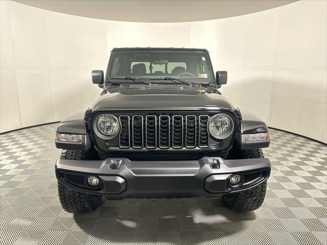 2025 Jeep Gladiator GLADIATOR NIGHTHAWK 4X4