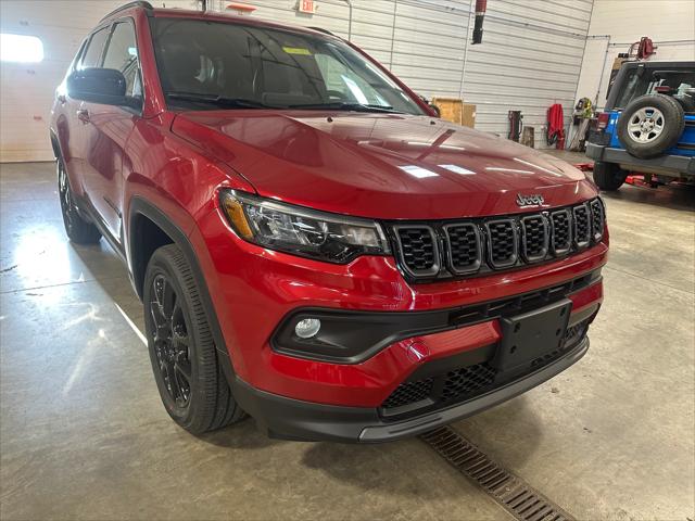 2025 Jeep Compass COMPASS LATITUDE 4X4
