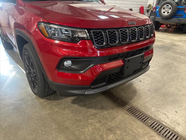 2025 Jeep Compass COMPASS LATITUDE 4X4
