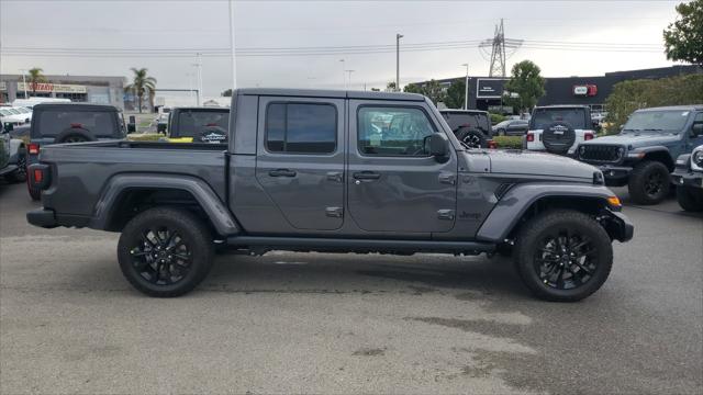 2025 Jeep Gladiator GLADIATOR NIGHTHAWK 4X4