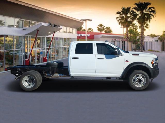 2024 RAM Ram 5500 Chassis Cab RAM 5500 TRADESMAN CHASSIS CREW CAB 4X4 60 CA
