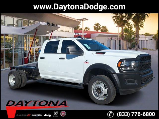 2024 RAM Ram 5500 Chassis Cab RAM 5500 TRADESMAN CHASSIS CREW CAB 4X4 60 CA