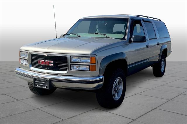 1999 GMC Suburban SL