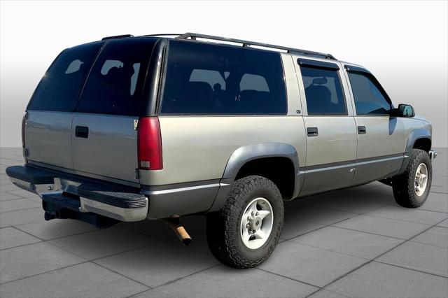 1999 GMC Suburban SL