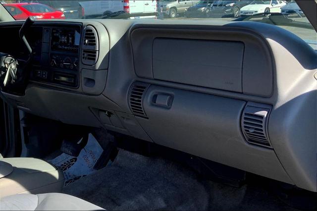 1999 GMC Suburban SL