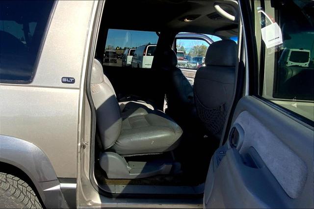 1999 GMC Suburban SL