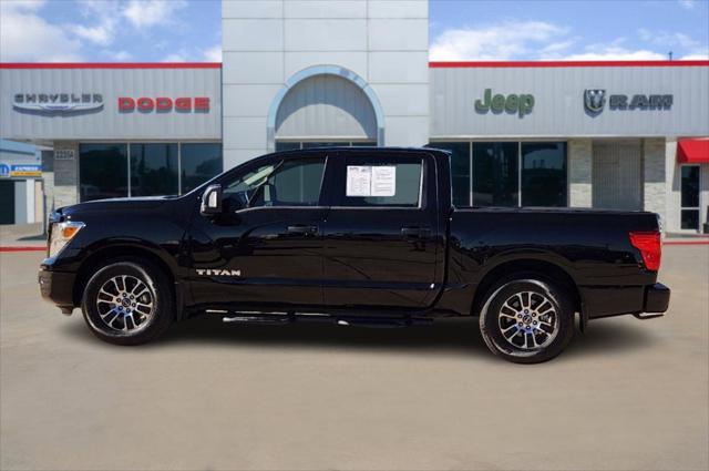 2023 Nissan TITAN Crew Cab SV 4x2