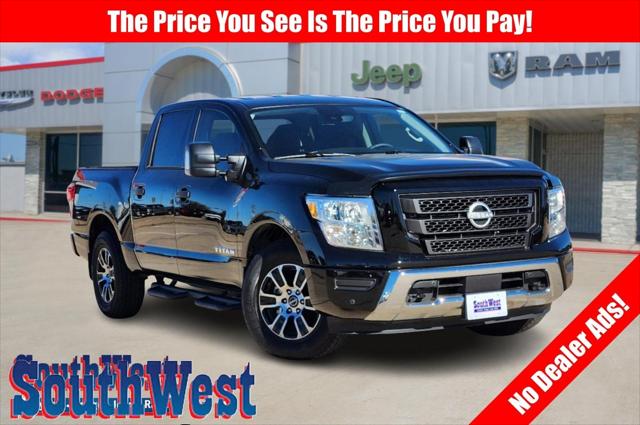 2023 Nissan TITAN Crew Cab SV 4x2