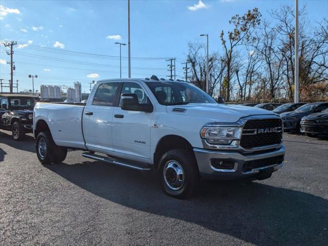 2023 RAM 3500 Big Horn Crew Cab 4x4 8 Box