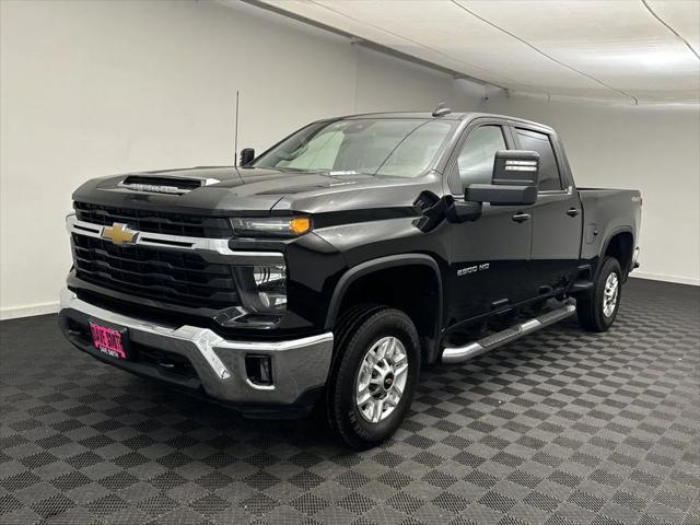 2024 Chevrolet Silverado 2500HD 4WD Crew Cab Standard Bed LT