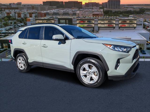 2021 Toyota RAV4 XLE