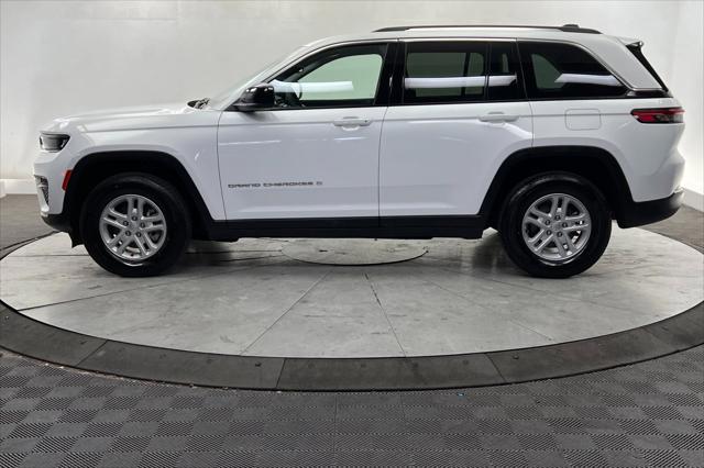 2023 Jeep Grand Cherokee Laredo 4x4