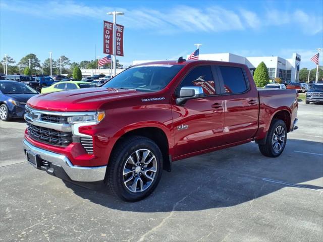 2022 Chevrolet Silverado 1500 2WD Crew Cab Short Bed LT