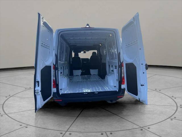 2023 Mercedes-Benz Sprinter 2500 Standard Roof 4-Cyl Gas