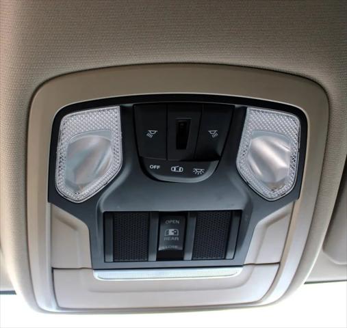 2020 Ram 3500 Tradesman Crew Cab 4x4 8' Box