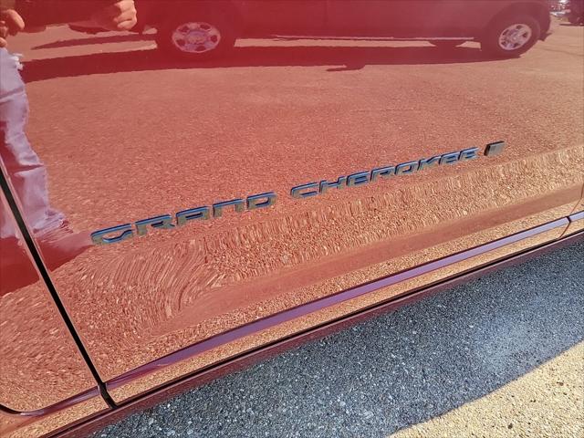 2025 Jeep Grand Cherokee Anniversary Edition