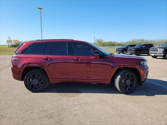2025 Jeep Grand Cherokee Anniversary Edition