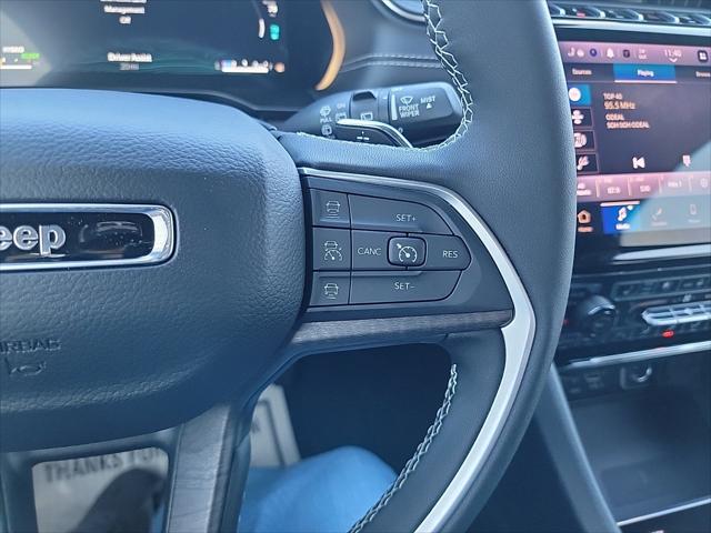 2025 Jeep Grand Cherokee Anniversary Edition