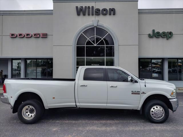 2017 RAM 3500 Laramie Crew Cab 4x4 8 Box