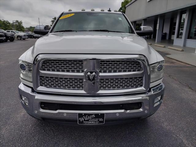 2017 RAM 3500 Laramie Crew Cab 4x4 8 Box