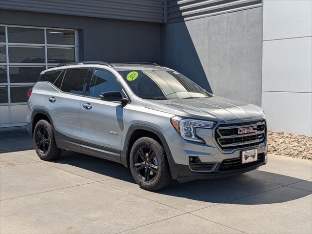 2024 GMC Terrain AWD AT4