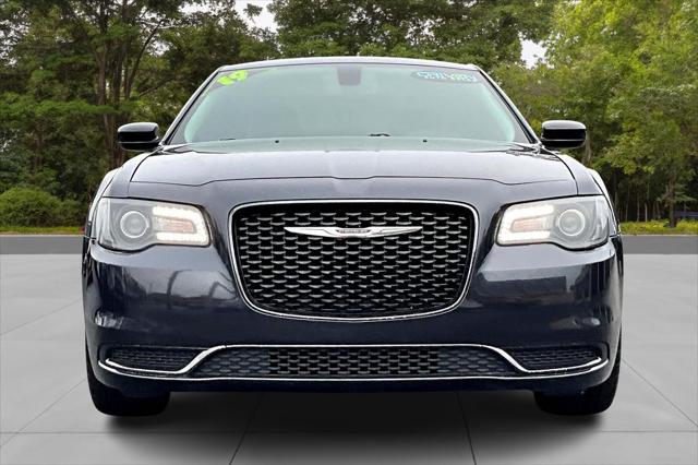 2019 Chrysler 300 Touring