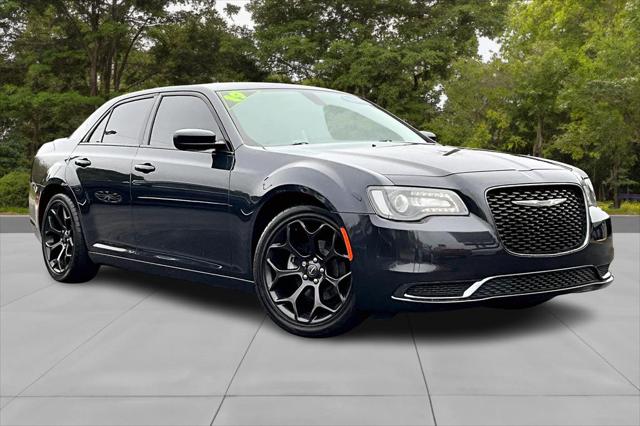 2019 Chrysler 300 Touring