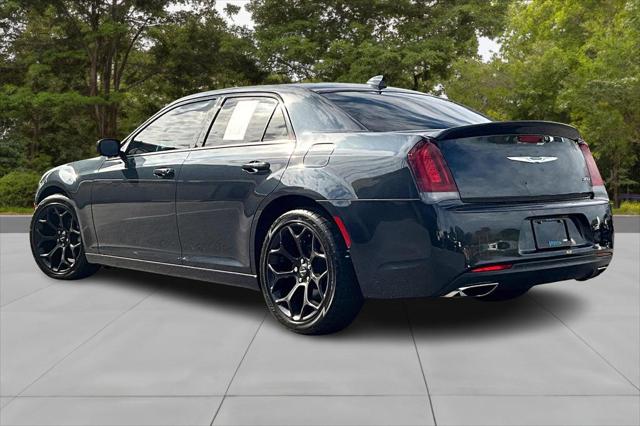 2019 Chrysler 300 Touring