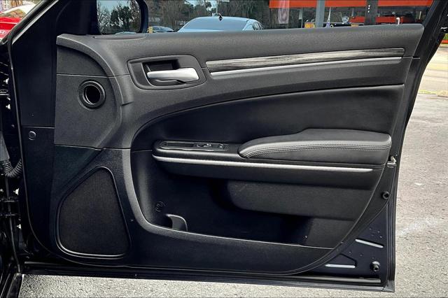 2019 Chrysler 300 Touring