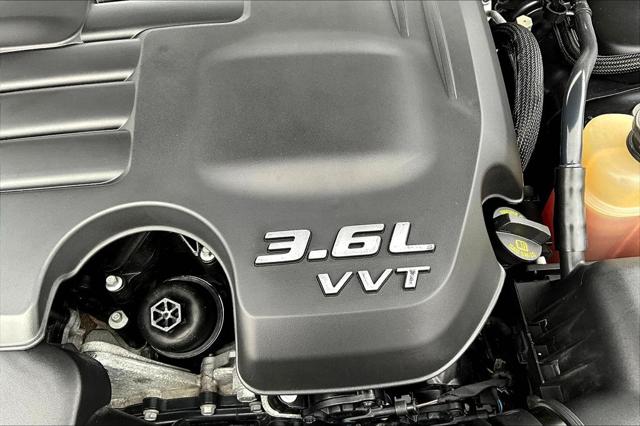 2019 Chrysler 300 Touring