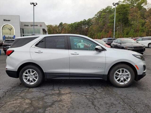 2022 Chevrolet Equinox FWD LT