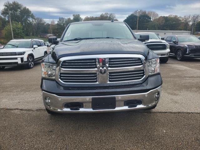 2017 RAM 1500 Big Horn Crew Cab 4x4 57 Box