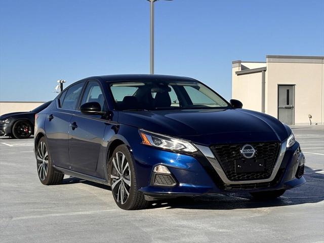 2022 Nissan Altima SR FWD