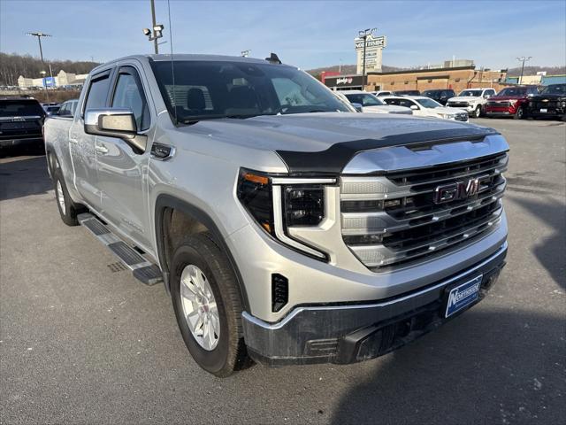 2022 GMC Sierra 1500 4WD Crew Cab Standard Box SLE