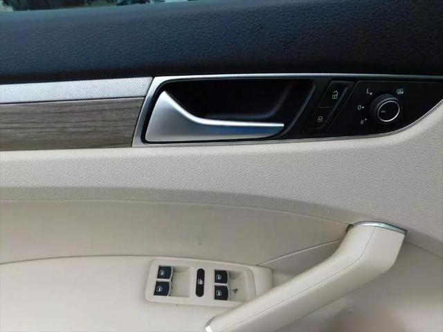 2016 Volkswagen Passat 1.8T SE
