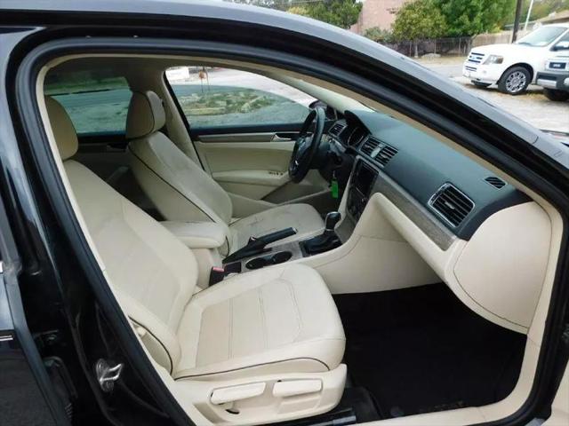 2016 Volkswagen Passat 1.8T SE