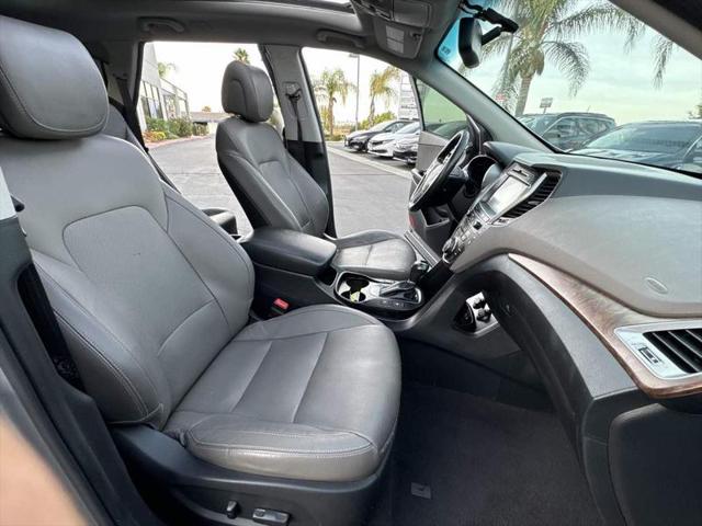 2017 Hyundai Santa Fe Limited Ultimate
